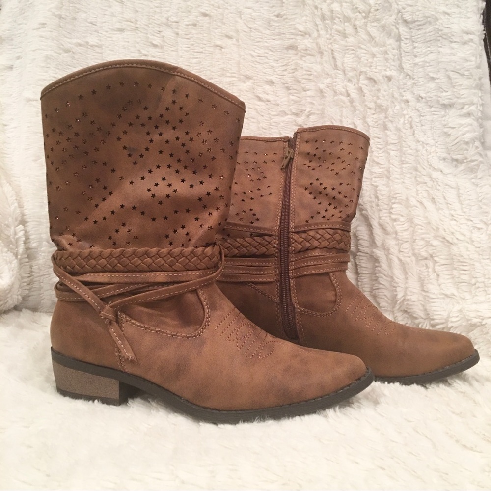 Girls cowboy boots